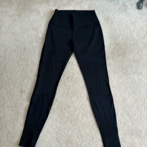 Lululemon size 8 black leggings with mesh detailing